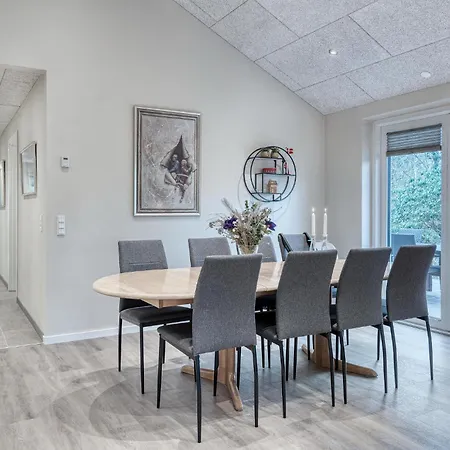 Beautiful In With Kitchen *