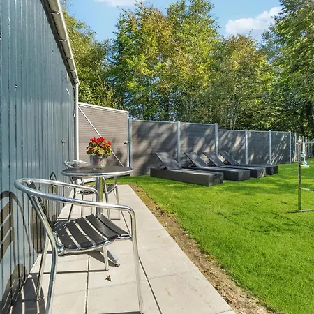 Beautiful In With Kitchen Holiday home *