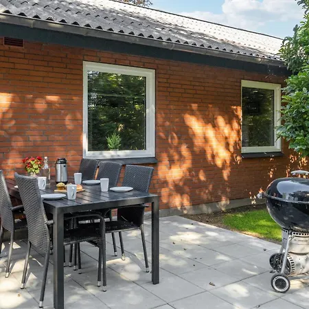Beautiful In With Kitchen Varde